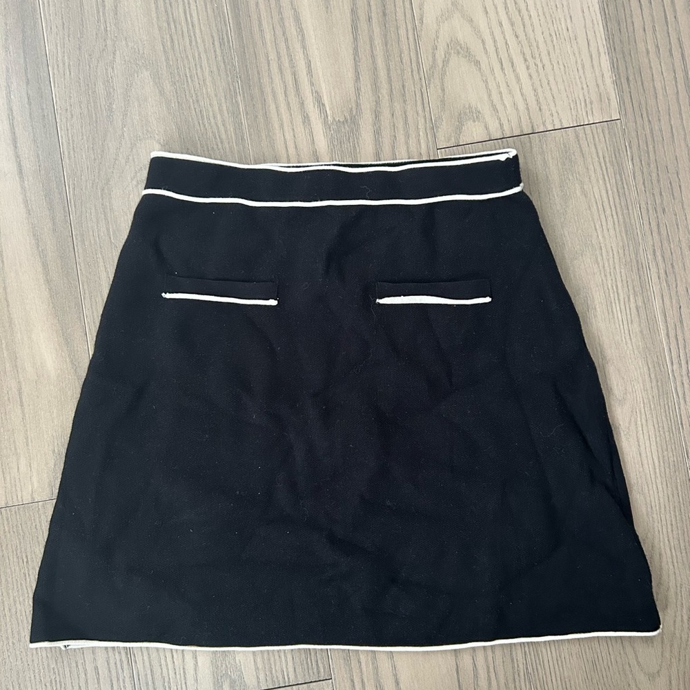 OAK + FORT Black knit Skirt with White Trim
